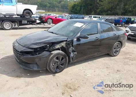 2021 Hyundai Elantra Sel z USA, uszkodzony, nr VIN 5NPLM4AG4MH034469
